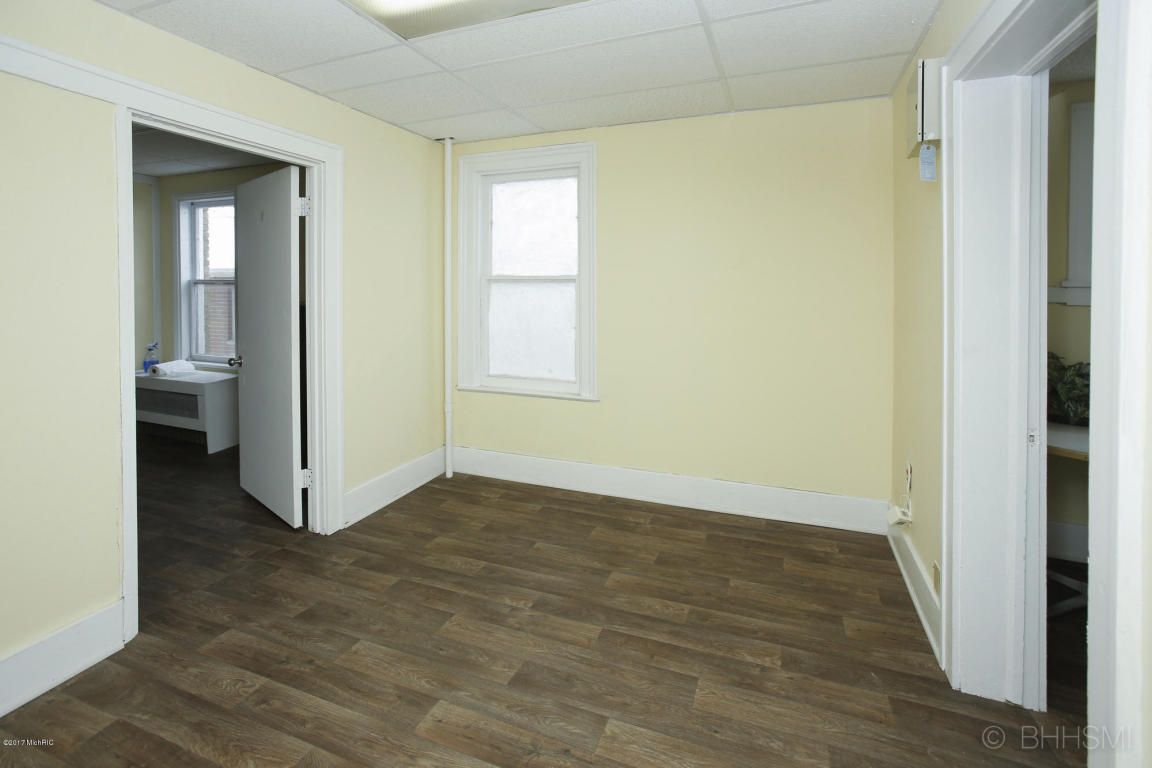 200-316 Trowbridge Street, Allegan, MI 49010